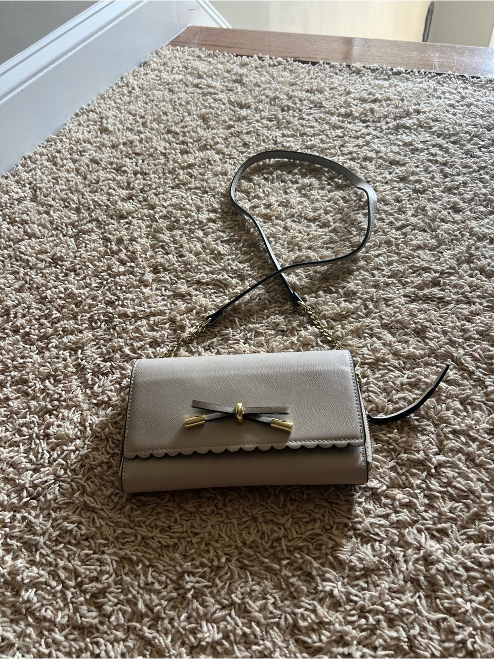 Crown & Ivy Women's Neutral Scalloped Crossbody Bag with Bow Detail
